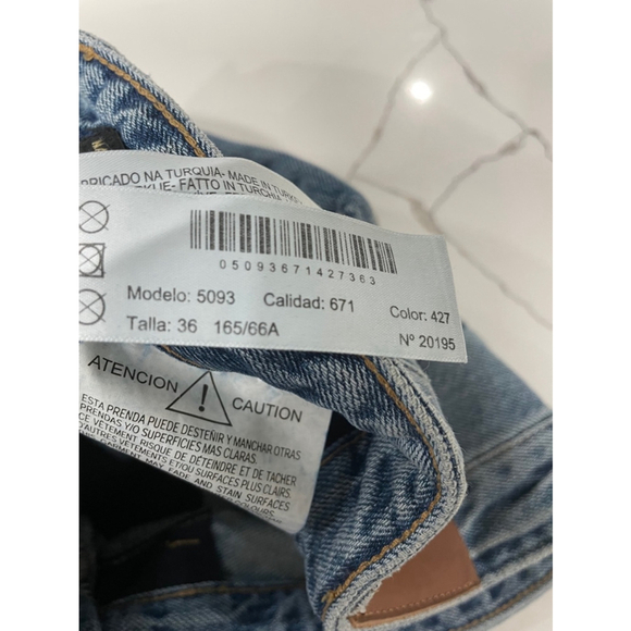 Massimo Dutti Women’s Button Fly Straight Leg Mid wash Denim Jeans Size 4 - Picture 14 of 16